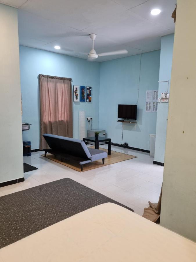 Seven Stones Langkawi Bed & Breakfast Pantai Cenang  Exterior photo